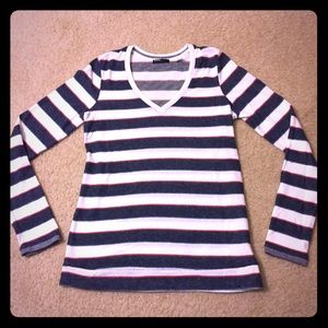 BDG Long Sleeved Top